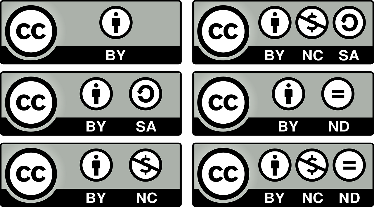 There are two stacks of the six creative commons license