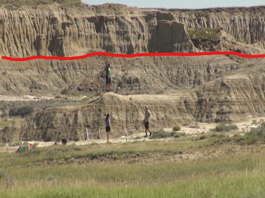 picture of Avonlea Badlands showing the horizontal layers of the Eastend Formation
